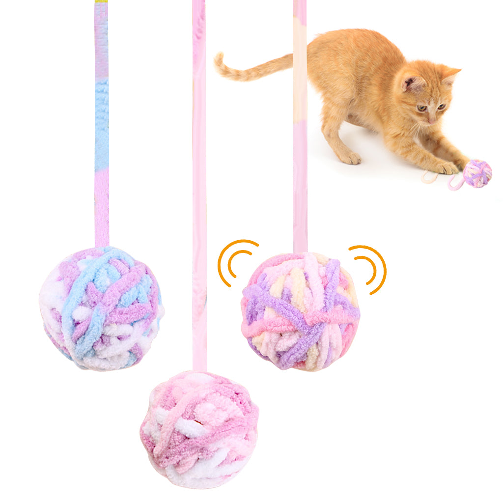 Qpets® Plush Cat Ball Toys, Rattling Cat Teasing Toys with Built in Bell, Colorful Woolen Ball Toy Sound Toys (3Pcs)