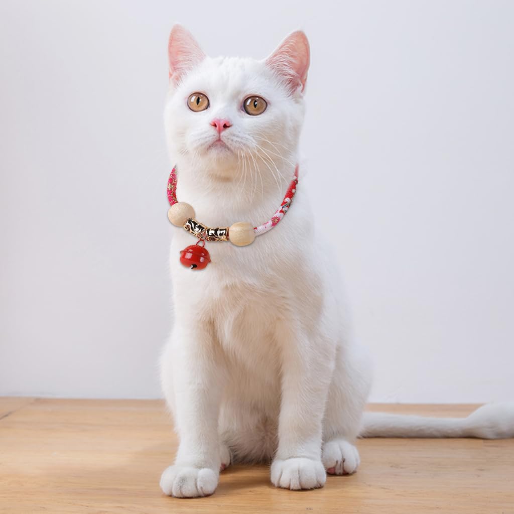 Qpets Cat Collar for Flea Prevention with 38–46 cm Adjustable Fit and Camphor Wood Balls | Red Bell Design