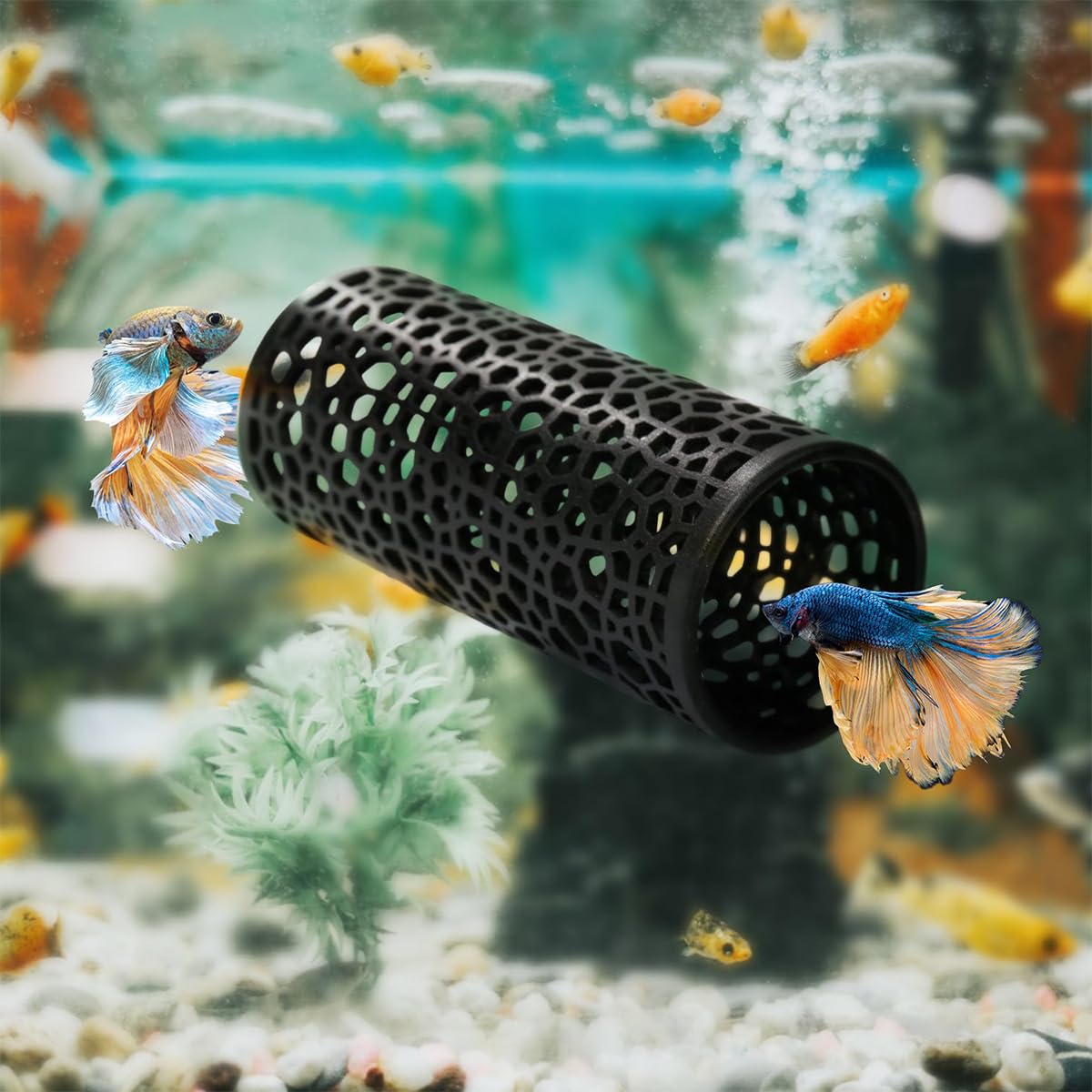 Qpets® Betta Fish Tank Accessories Decoration with Suction Cup, Fish Hide Cave Tunnel Plastic Mesh Fish Tank Landscape Decoration Ornament - 2Pcs