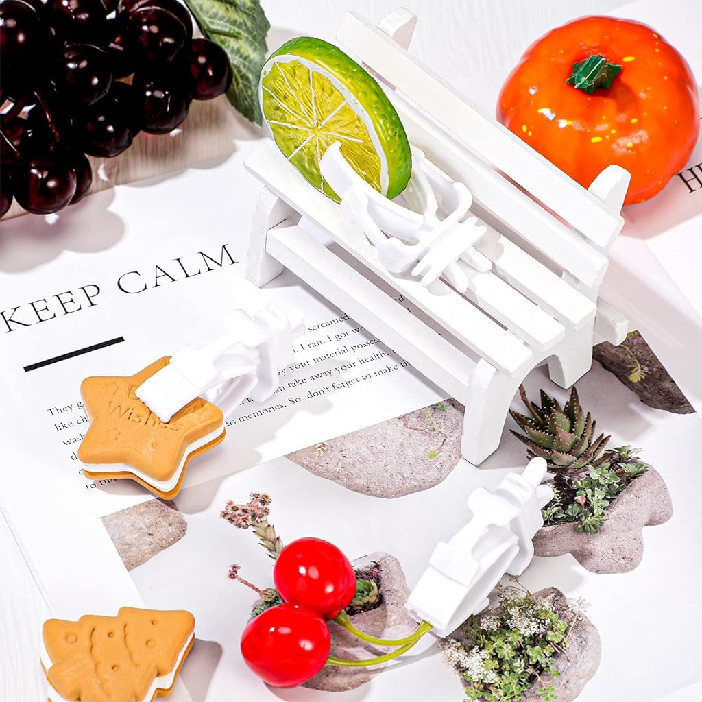 Qpets Pet Food Clip for Bird Cages with Secure Grip Holders 6 pcs in White Plastic | Easy Feeding