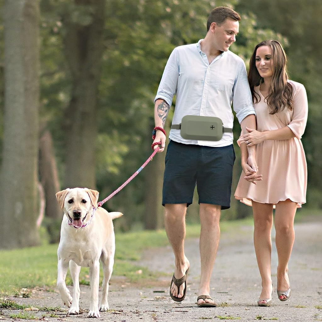 Qpets Silicone Dog Treats Pouch for Walking and Training featuring Waste Bag Holder | Food‑Grade Waterproof Waist Bag with Adjustable Belt