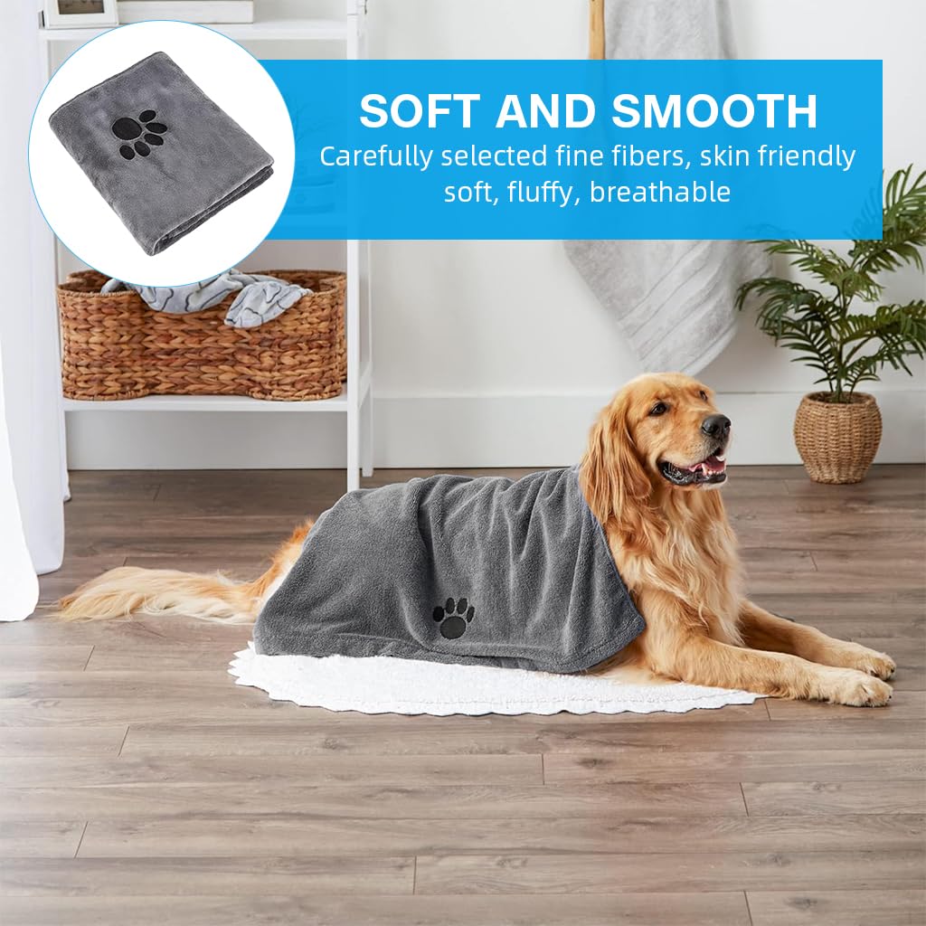 Qpets Dog Bath Towel for Cats and Dogs featuring Cute Paw Print | Ultra Absorbent Microfiber 50x100 cm