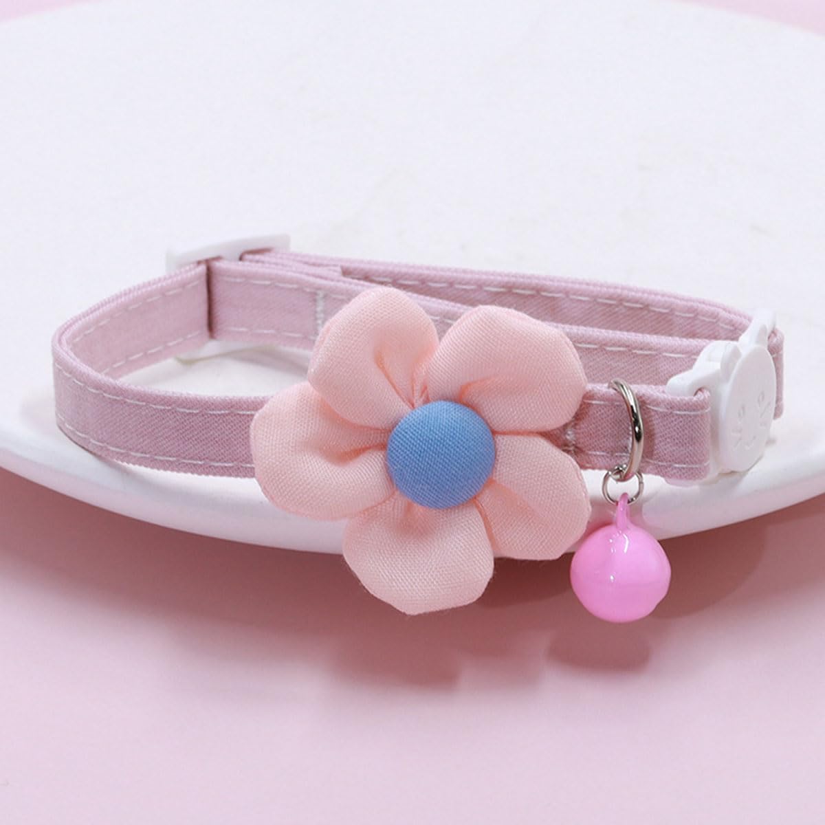 Qpets Cat Collar for Everyday Wear with Safety Buckle and Bell | Adjustable Pink Flower Design
