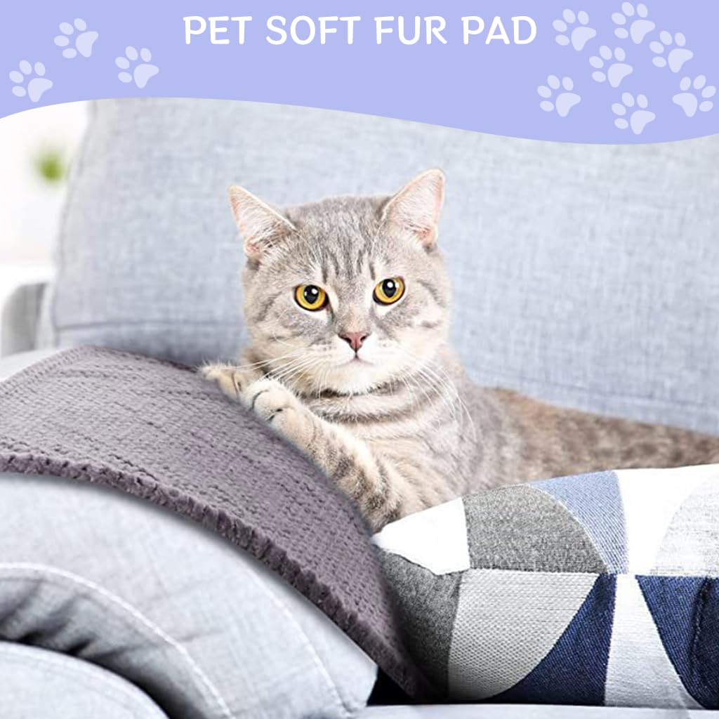Qpets Pet Blanket for Dogs and Cats with Plush Fabric and 39.3x62.9 in Size | Machine Washable