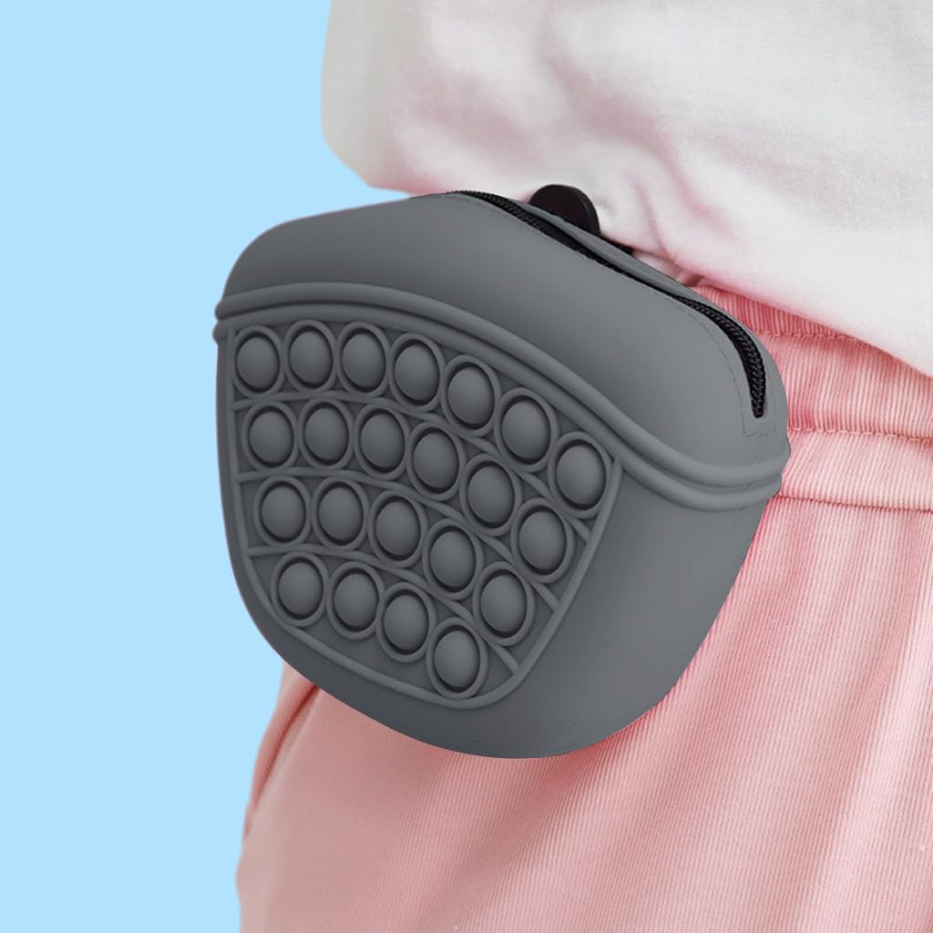 Qpets Dog Treat Pouch for Training and Walking with Zipper Closure and 1.67 Cups Capacity | Food Grade Silicone Grey