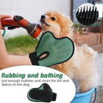 Qpets® Pet Hair Grooming Glove for Cat Dog Hair Brush Glove Breathable Mesh Pet Hair Grooming Glove Rubber Rounded Tip Bristles Deshadding Hair Removal Glove Deshadding Hair Removal Glove