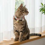 Qpets® Cat Rope Collar with Ring Clasp, Adjustable Handmade Pink Nylon Rope Beaded Fashion Collar with Cute Pendant Ornament Fashion Cat Ornament Accessory Gift
